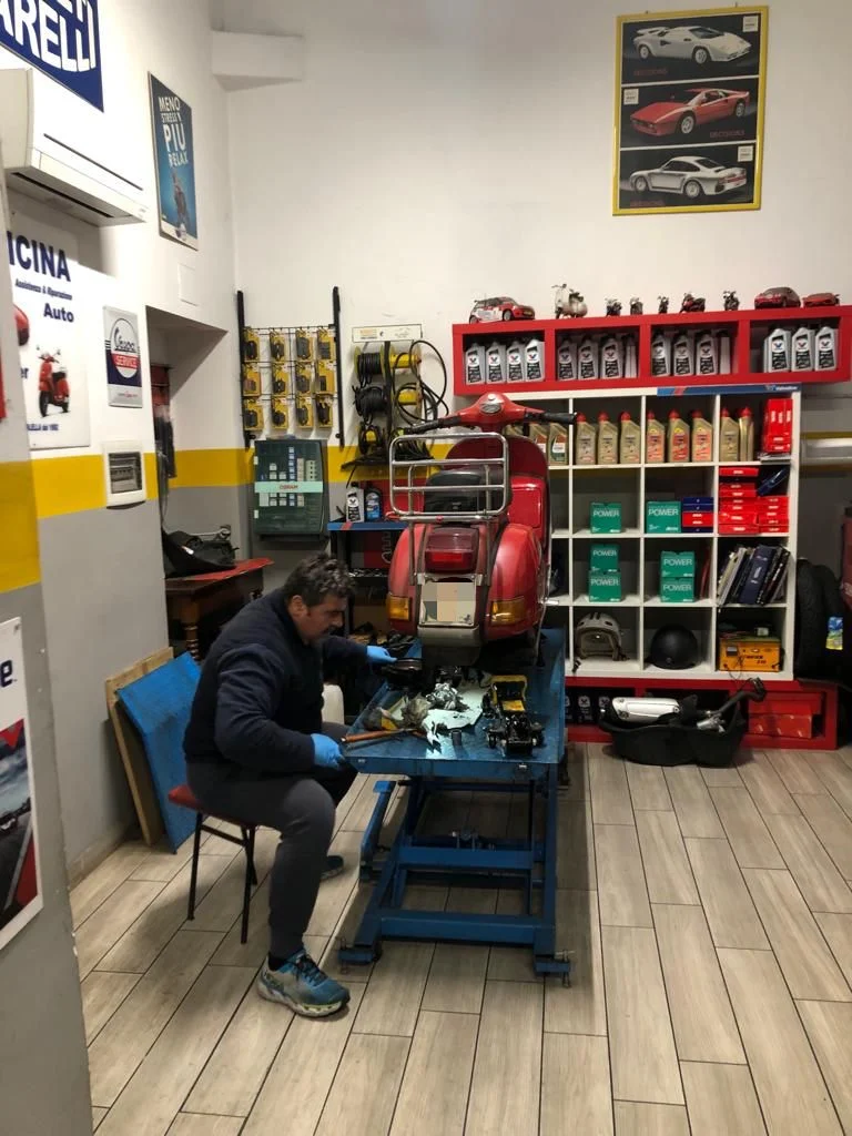 Autofficina Elettrauto Fratelli Colella Revisioni Auto & Moto since 1992 - 4
