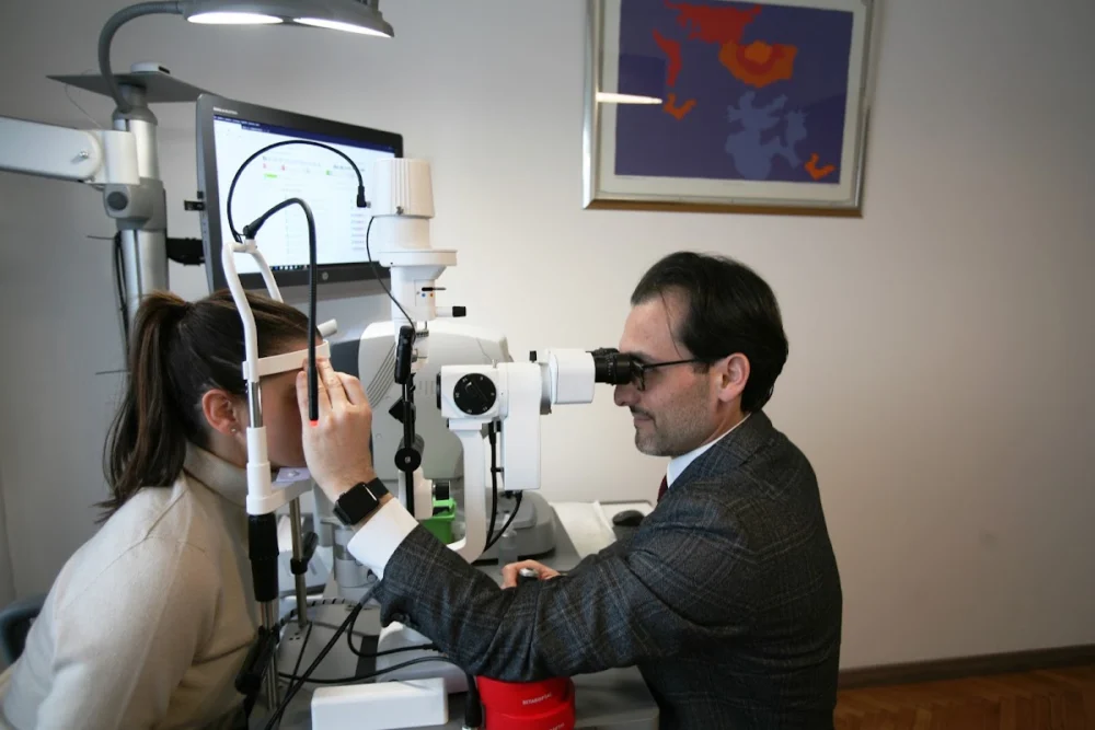 Clotilde 2 - Centro Diagnostico Oftalmologico