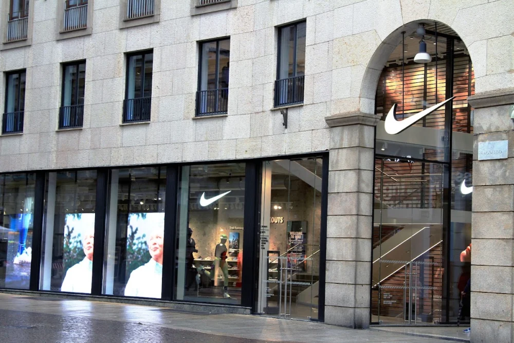 Nike Milano