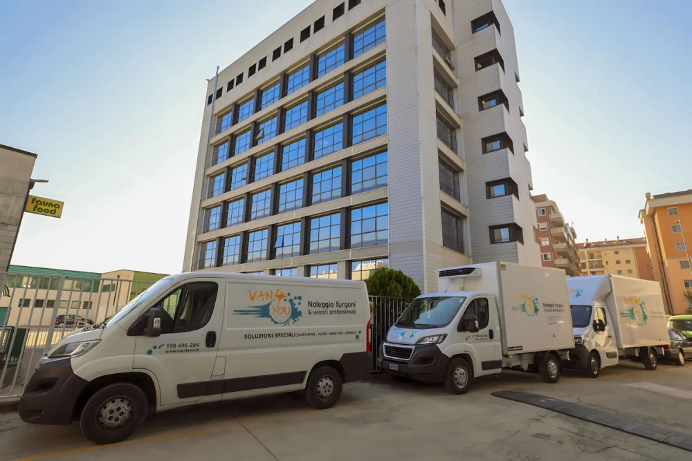 VAN4YOU - Noleggio Furgoni MILANO NIGUARDA - 4