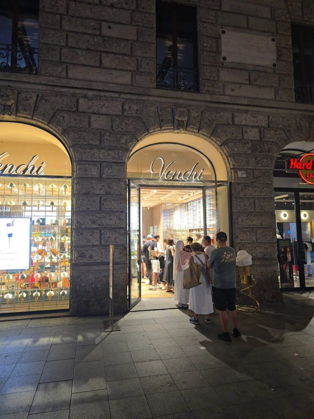 Venchi Cioccolato e Gelato, Milano Via Dante